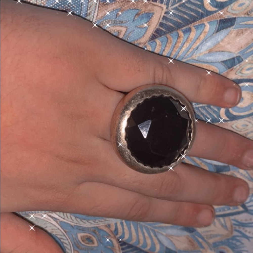 Ring - Picture 2 of 2